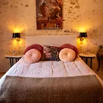 Гостевой дом La Maison D'horbe La Perriere (Orne)