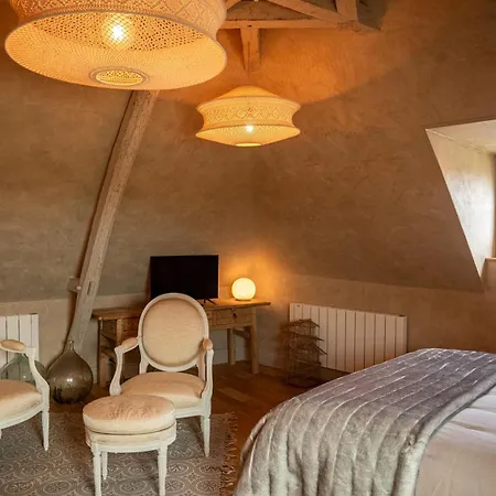 La Maison D'horbé Maison d'hôtes La Perrière